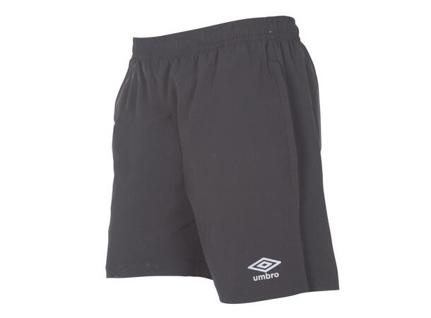 UMBRO Core Woven Shorts Sort L Fritidsshorts i lårlang lengde 